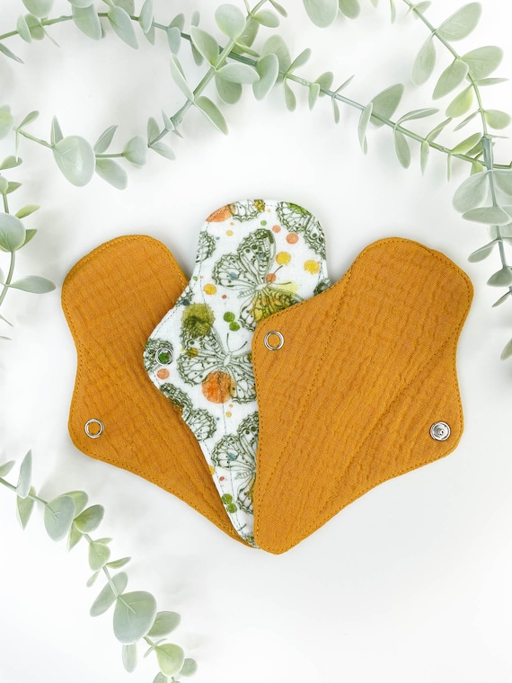 Daily thong panty liner set, organic extra thin panty liners, organic breathable cloth pads