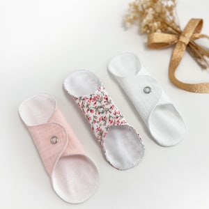 Organic panty liner set, reusable cloth panty liner, soft and breathable cotton fabric daily liners, light flow pads, menstrual wear