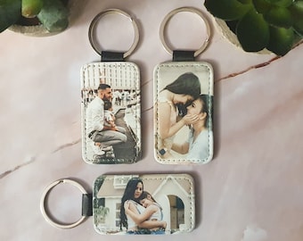 Personalisierter Foto Kunstleder-Schlüsselanhänger Wunschbedruckung Geschenk Geburtstag Einweihung Abschiedsgeschenk Freunde Papa Opa Mama