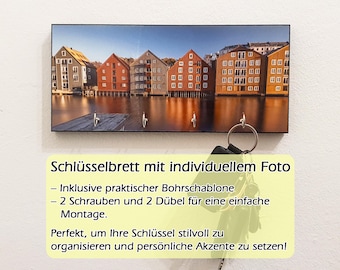 Schlüsselbrett personalisiert mit Foto – MDF Hochglanz Schlüsselhalter mit 4 Metallhaken inkl. Bohrschablone, Dübel & Schrauben | Flur Deko
