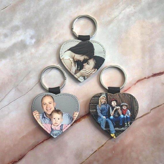 Photo heart-shaped keychain made of faux leather | personalized with image | black back, 62×58 mm, printed on one side, gift idea for families