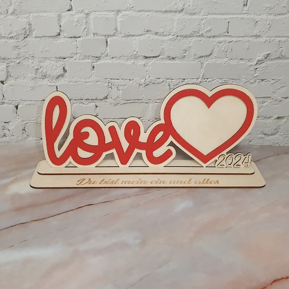 Personalizable wooden sign - unique gift with engraving | Perfect gift idea for Valentine's Day, birthday or anniversary