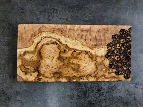 Personalized olive wood cutting board: handmade, perfect gift for mom, mother, snack board, engraved birthday gift