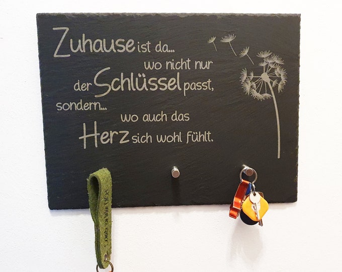 Personalized key rack made of high-quality slate - perfect gift for any occasion! 40 x 30 cm with 3 or 4 stainless steel hooks.