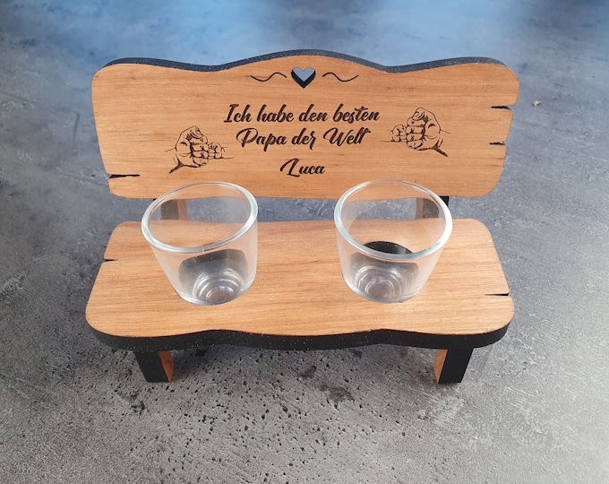 The personalized liquor bench for dad including 2 glasses - the perfect gift for enjoyable moments and unforgettable memories