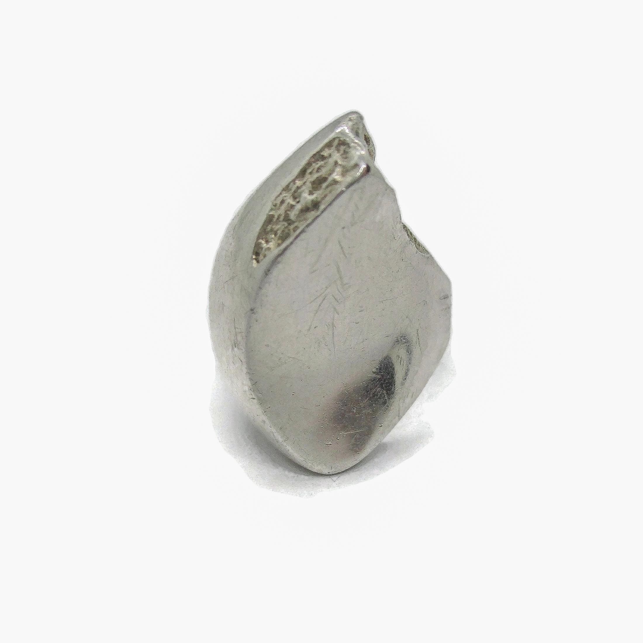 ラポーニア　ヴィンテージブローチ　USED古着　SILVER ラポーニア ヴィンテージブローチ USED古着 SILVER アクセサリー