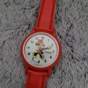 vintage années 1990 Disney Red Minnie Mouse Lorus Watch Rare
