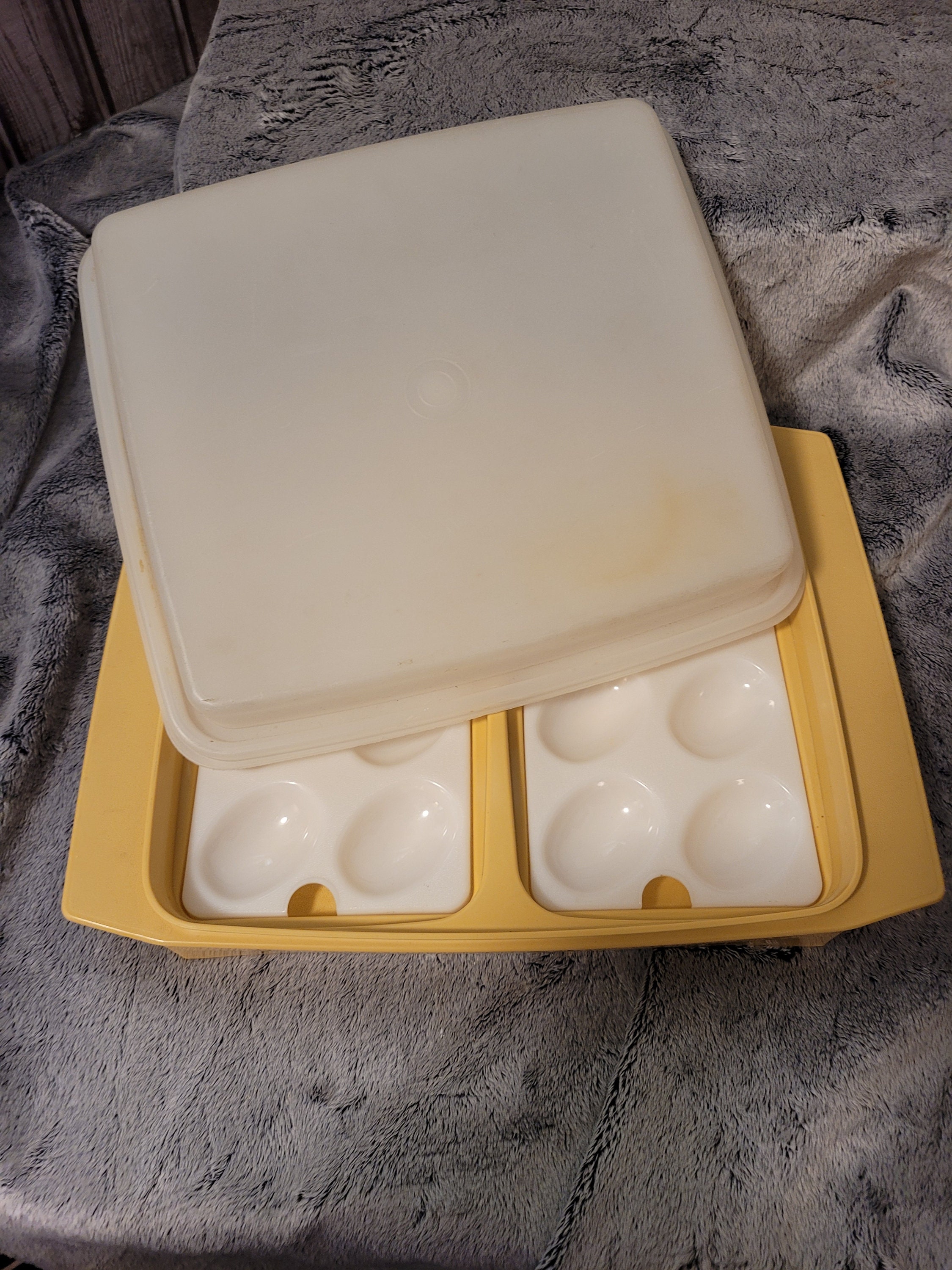 Vintage Tupperware Deviled Egg Keeper Box - Yellow