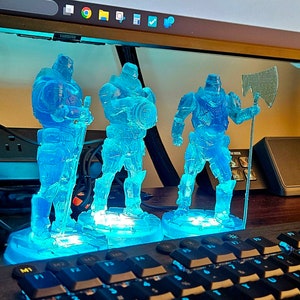 NEW DOOM ETERNAL Night Sentinel 6&quot; Figures with Praetor Token, Axe, or Sword!