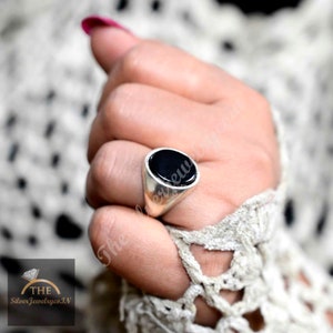 Sterling Silver Black Onyx Ring: Oval Minimalist Signet