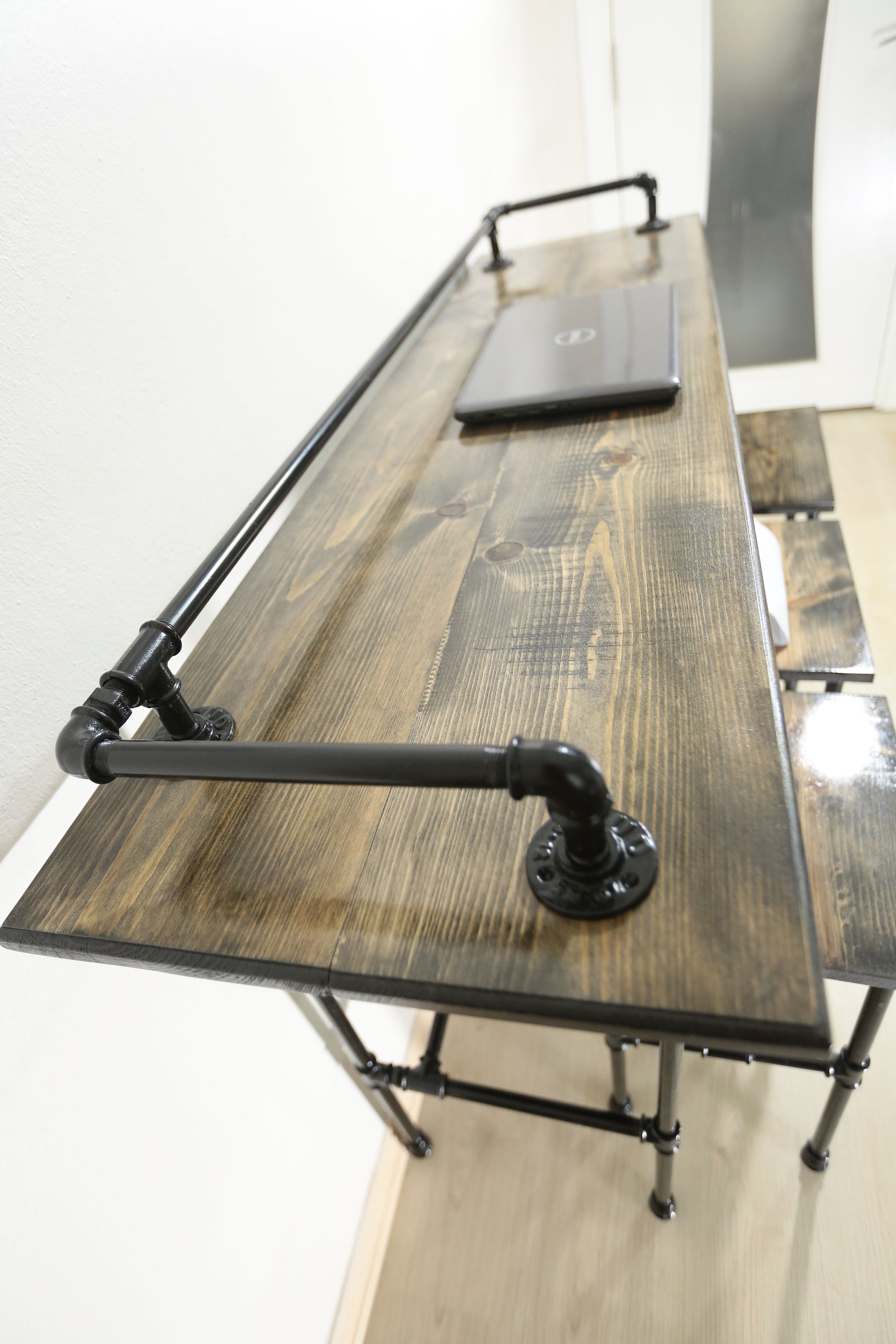 Rustikaler Kneipentisch Kneipentisch aus Altholz | Etsy