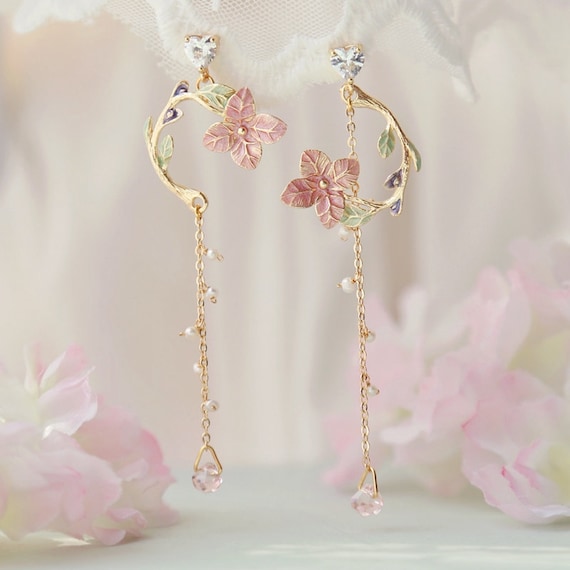 Pink flower deals dangle earrings