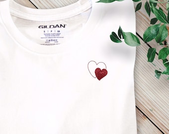 Weißes T-Shirt Personalisierte Kleines Herz T-Shirt Weiß Rotes Herz Frauen T-Shirt Kleines Herz T-Shirt Rotes Herz T-Shirt Baumwolle Frauen T-Shirt
