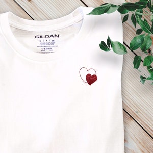 Wit t shirt rood hart sale