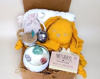 Postpartum Gift Box New Mom Gift Box Postpartum Care Package New Mom Care Box First Time Mom Gift New Baby Gift Box Pregnant Friend Gift Set