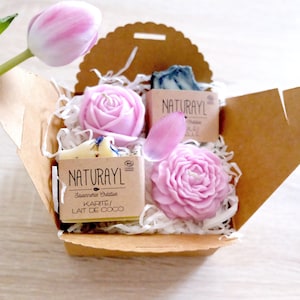 Cadeau Fête de Mères Cadeau Invité Coffret Cadeau Bougie Floral Cadeau Copine Coffret Bien Etre Lot Savon Artisanal Cadeau Maitresse Nounou