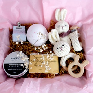 First Time Mom Gift - Soon To be Mom-Self Care Package Gift Box Best Friend - Expecting Mom Gift