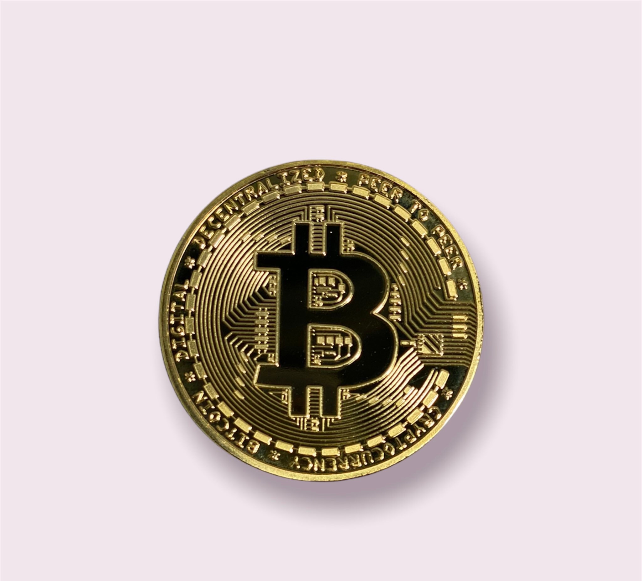 Bitcoin (BTC) Metal Crypto Coin in Collector's Edition Case Bitcoin (BTC) Metal Crypto Coin in Collector's Edition Case