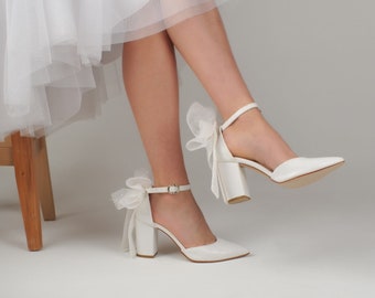 Block Heels Wedding Shoes with Silvery Bow For Bride, Personalized Bridal Heels For Wedding, Bridal Shoes By Designer