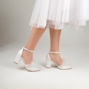 Handmade Aesthetic Wedding Shoes For Bride, Bridal Block Heels For Wedding, Custom Bridal Shoes with Low or High Heel