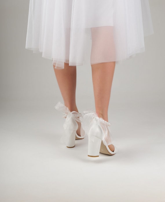23+ White Wedding Sandals For Bride