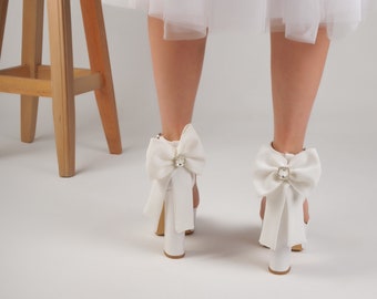 White Bow and Platform Bridal Shoes with Custom Block Heel, Wedding Sandals with Block Heels, Handmade Bride Shoes