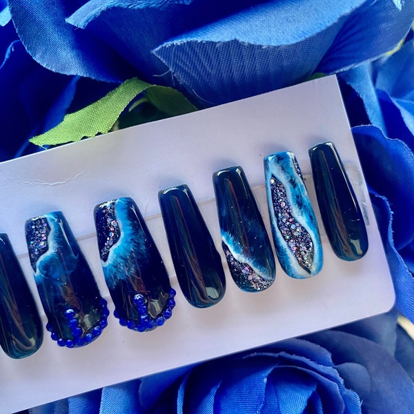 Blue Geode Dreams, Press On Nails, Geode Nails, False Nails, Fake Nails, Glitter Nails, Crystal Nails, Hand Painted