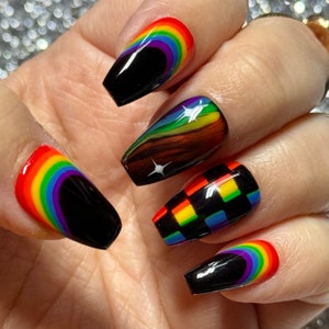 Rainbow Pride Press on Nails, Pride Flag, Queer, LGBT, Gay, Pride Nails, Rainbow Nails, Trendy Nails, HAND PAINTED nails