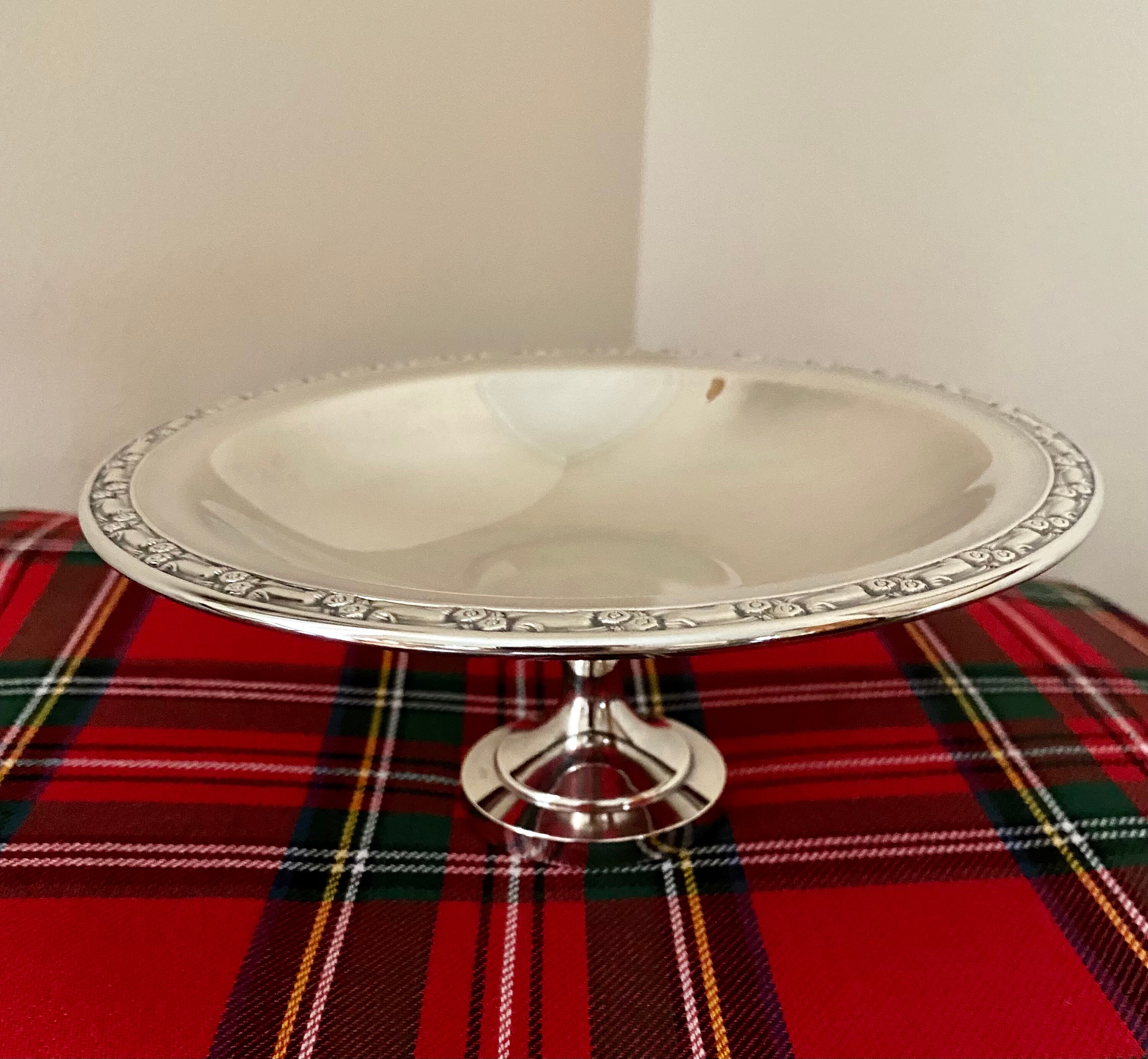 Oneida Vintage Park Lane Medium Silverplate Compote.