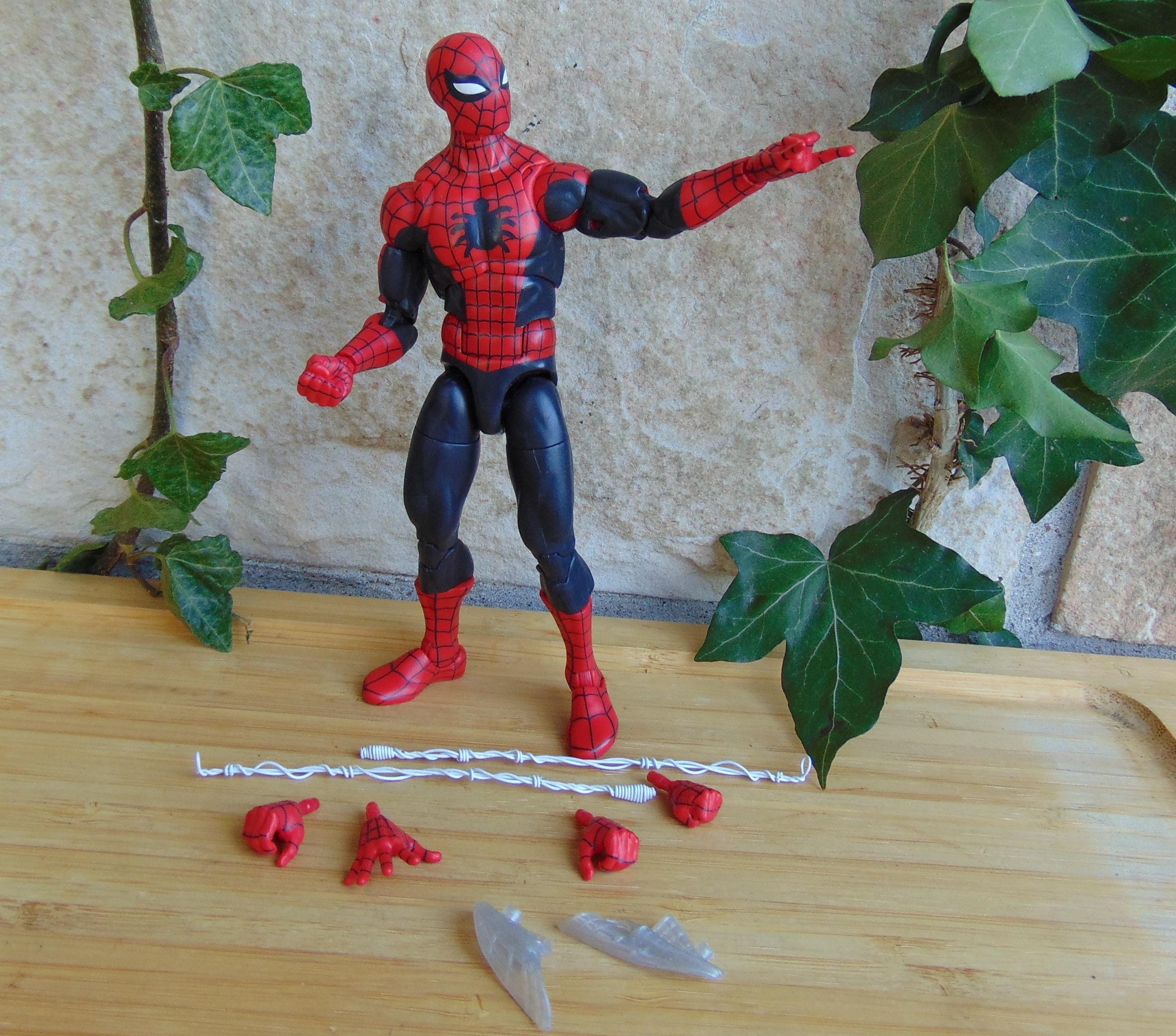 Amazing Fantasy 1960s Spider-man Classic Red and Blue Costume