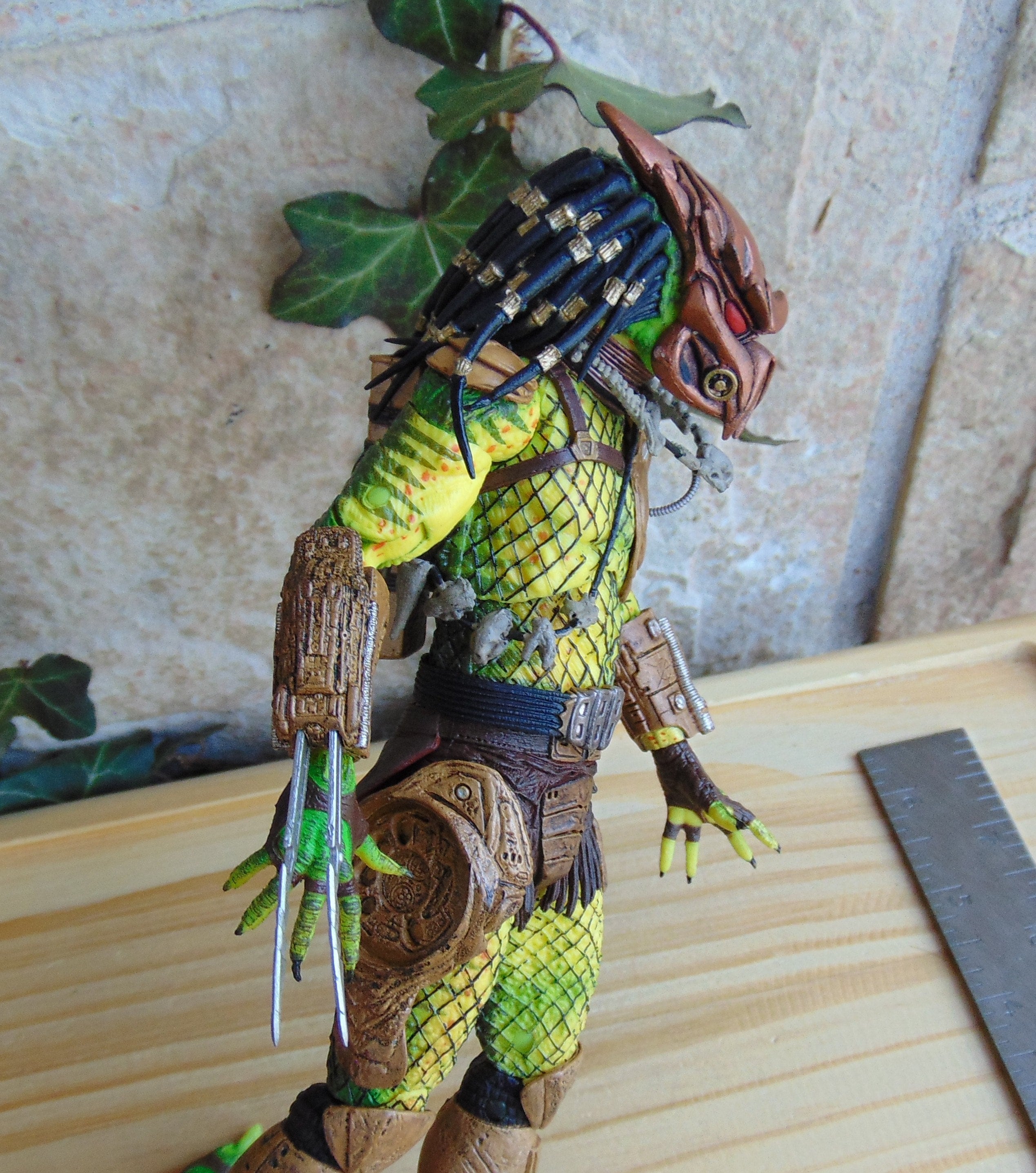Predator Dark Horse Comics Series Golden Angel Action Figure