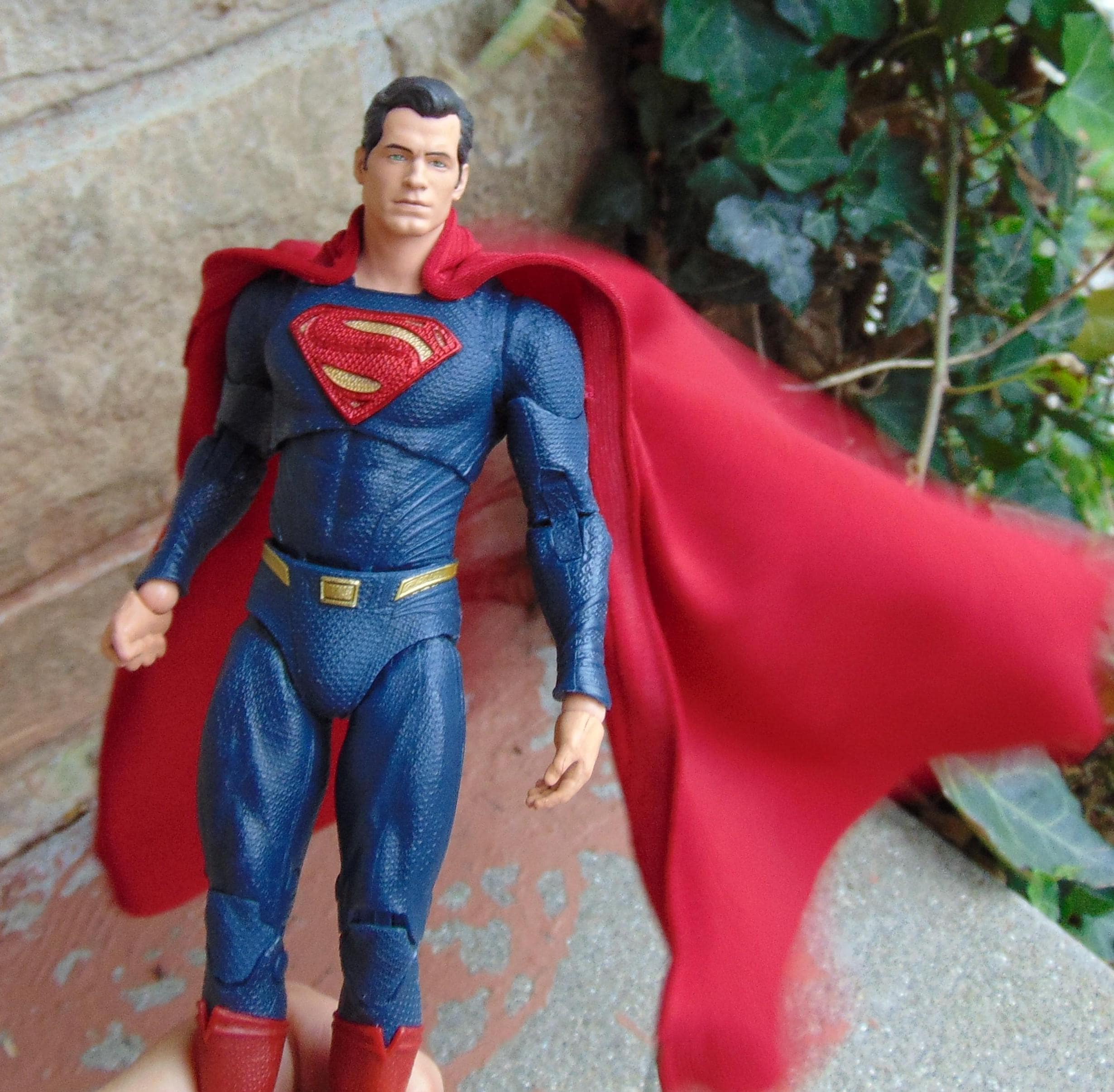 DCEU Man of Steel Henry Cavill SUPERMAN Action Figure, 7 in Super-articulated Custom Fabric Cape, DC Multiverse, Zach Snyder Justice League