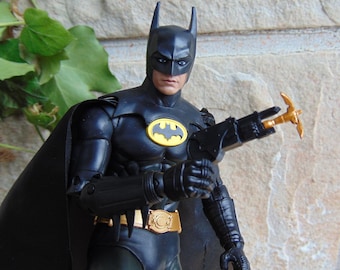 1989 Batman Movie, Michael Keaton Batman 7 inch Super Poseable Classic Superhero Action Figure