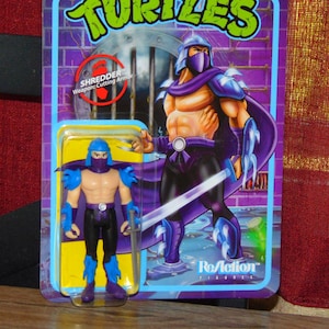 1980s Shirtless Master Shredder Teenage Mutant Ninja Turtles Toy Action Figure w Accessories, TMNT Classic Villain Toy