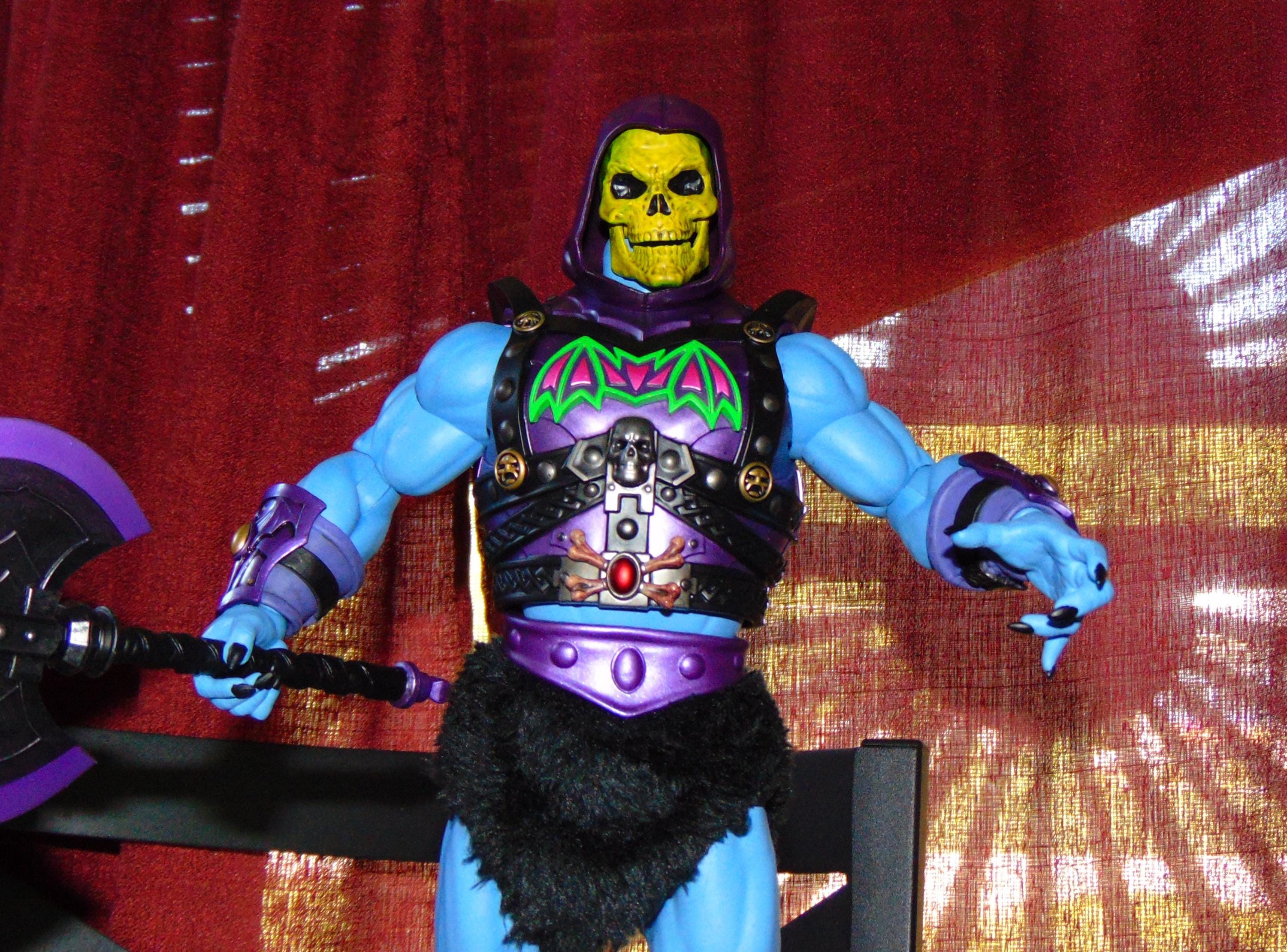 He man statue - Etsy België, image size:3000x2220