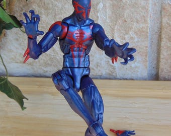 Spider-Man Marvel Comics Collection SPIDER 2099 Action Figure, Marvel Legends Future Suit, 6 Inch Collectible Classic Metallic Blue Red Suit