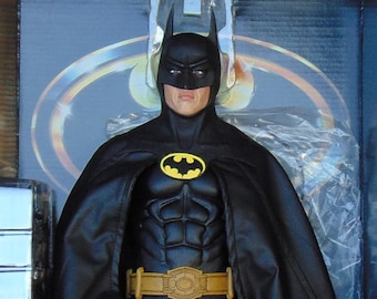 1989 Michael Keaton Movie Batman Quarter Scale Figure, NECA Detailed 1/4 Scale Collectible, Complete with Fabric Cape, Bat Accessories
