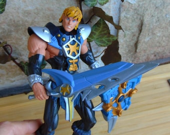 Rzadka figurka akcji 200X Shield Strike He-Man, Masters of the Universe, Mattel, początek lat 2000. MOTU