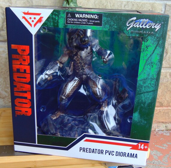 1987 Predator Movie Jungle Hunter 10inch Bookshelf Statue, Limited