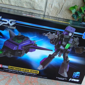 Shattered Glass Jetfire Transformers Takara Tomy MPG T-Spark Masterpiece G MPG-13 Shattered Glass Skyfire 14in Giant Robot Action Figure