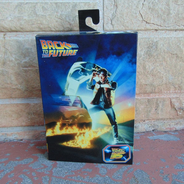 Film Retour vers le futur de 1985 MARTY McFLY, figurine articulée de 7 pouces avec guitare et caméscope pour skateboard, très détaillée. Nouveau coffret collector