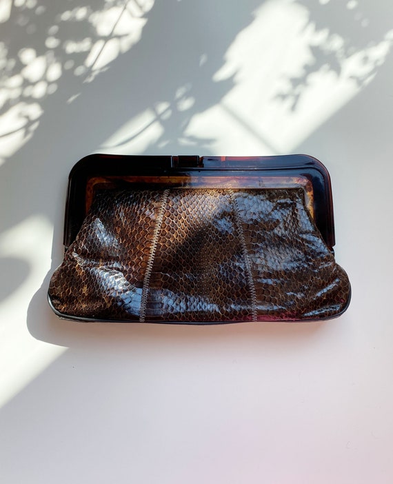 Brown Snakeskin Clutch With Acrylic Handle - image 2