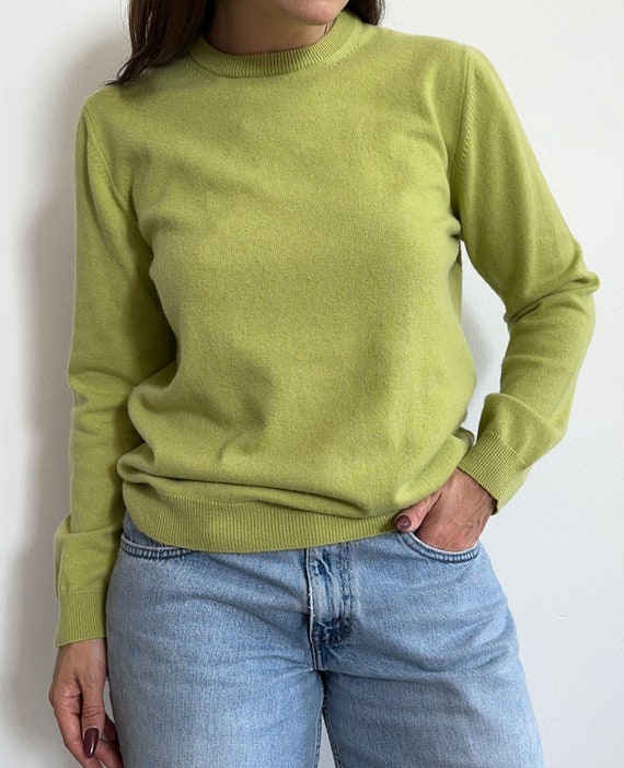 Barneys New York Green Cashmere Sweater