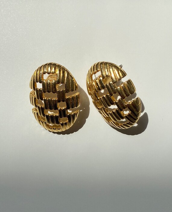 Gold Tone Weave Patterned Earrings - image 1