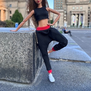 black skate pants for 11.5in doll, drop crop joggers for doll in 1:6 scale, miniature streetwear trousers, gift for kids