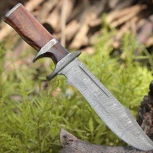 Handmade Damascus Hunting Knife With Rosewood Handle Gift for Father Wedding Gift Bowie Knife Birthday Gift Anniversary Gift Camping Knife
