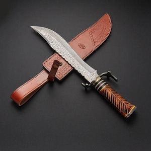 Custom Handmade Damascus Bowie Knife Damascus Gaurd ,Camel Bone With Engrave and Beautiful Leather Caver/Comping/Wedding/Father DAY gift MAN
