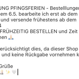 Kerze zur Kommunion oder Taufe mit Blumen Kranz, Fischen und Kelch für Mädchen in Natur und apricot Farben zart mit Herzen imagen 2