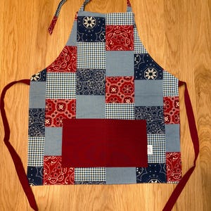 Child Apron, Reversible Apron, Grow With Me Apron, Kids Craft Apron, Kids Kitchen Apron, Toddler Apron, Patchwork