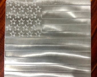 Dessous de verre drapeau américain en aluminium usiné CNC fabriqué aux États-Unis